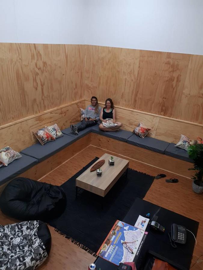 Aotea Hostel איקוויקה מראה חיצוני תמונה